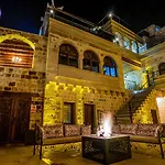 Cappadocia Pegasos Cave 酒店