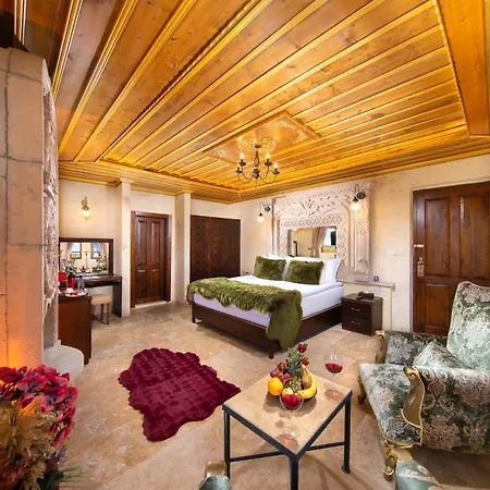 Cappadocia Pegasos Cave 우치사르