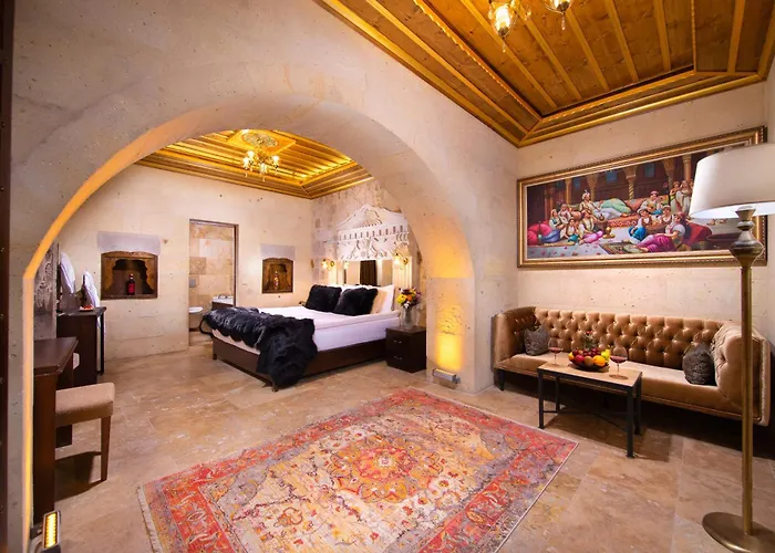 Cappadocia Pegasos Cave * أُتْشيسار